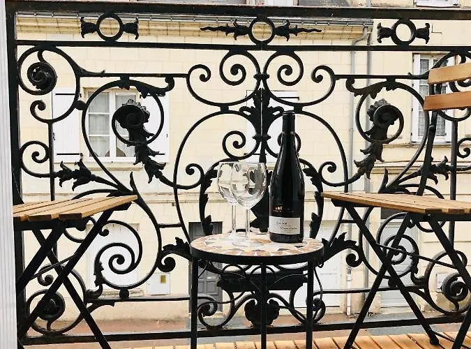 Le Tanin -appartement Entier Avec Balcon * סומור